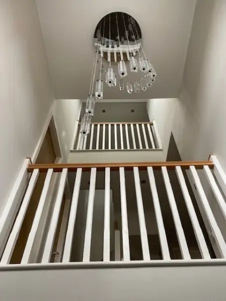 creating the same landing: Swipe To View More Images